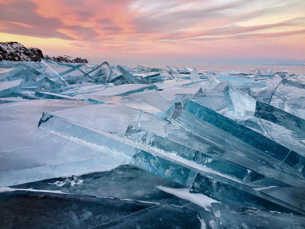 baikal-ice-on-sunset--2nd-place-landscape