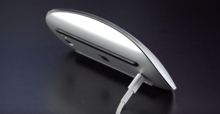 ในที่สุดก็มีคนแก้ไขวิธีการชาร์จ Magic Mouse ของ Apple ให้รองรับการชาร์จ