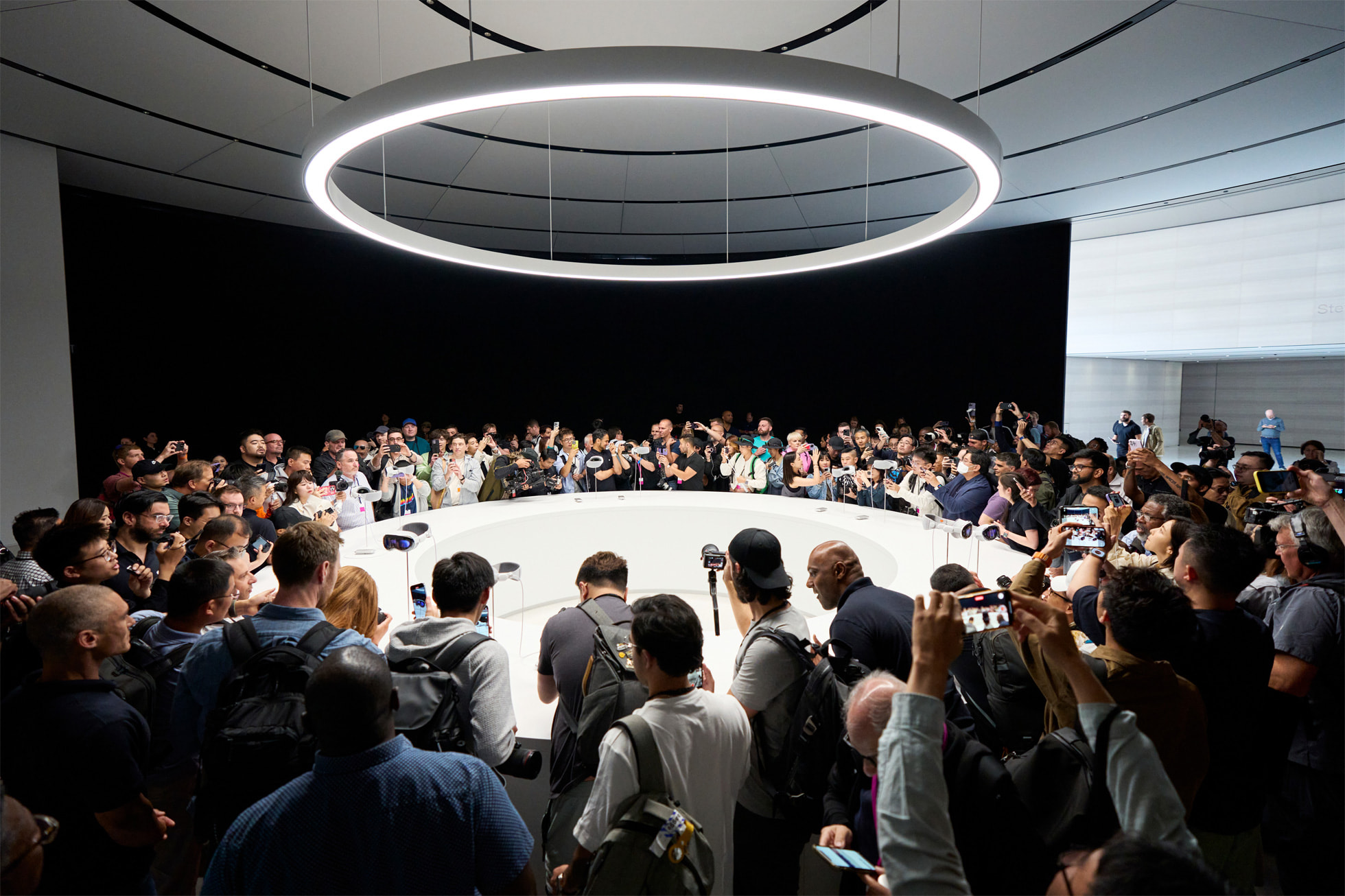 ไฮไลท์งาน WWDC23 รูปภาพจาก Worldwide Developers Conference ปี 2023 ของ ...