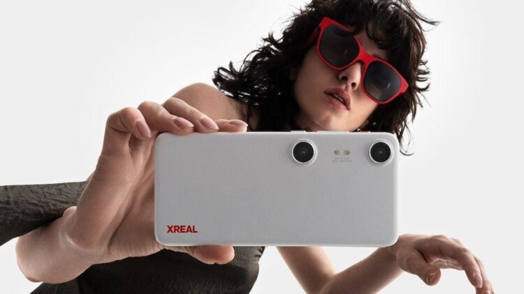 A model holding XREAL Beam Pro